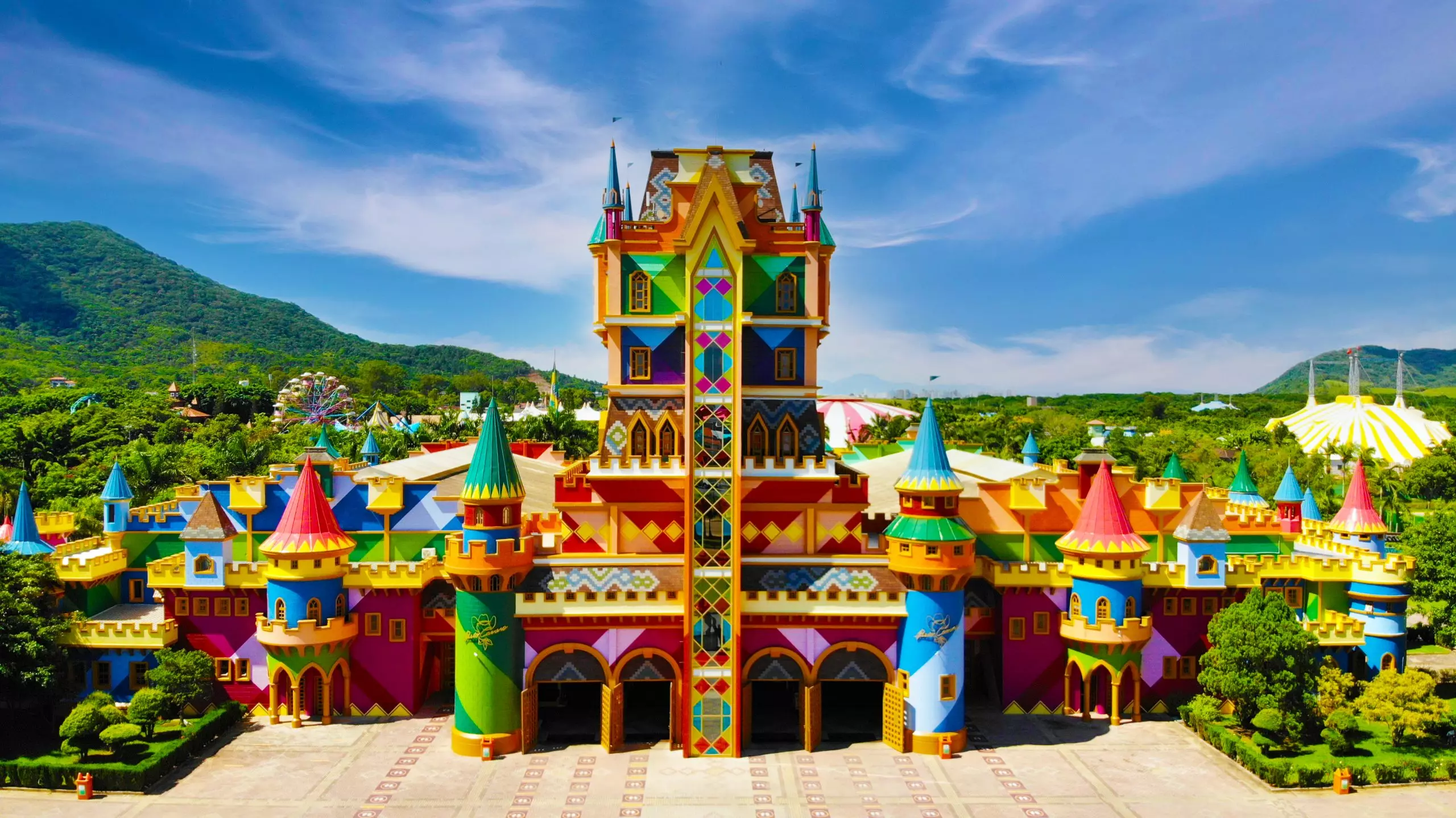 beto-carrero-castelo-penha-sc.webp